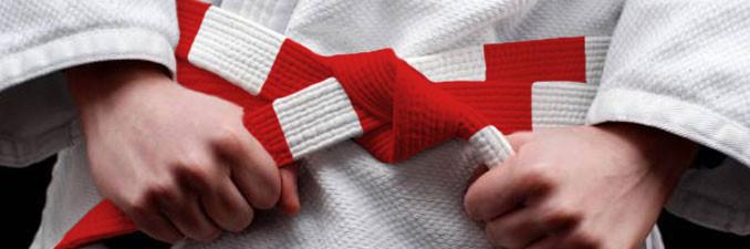Ceinture rouge et blanc 678x225 1